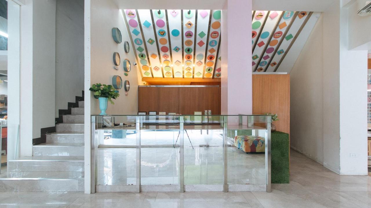 Urbanview At Lacson Street Bacolod City By Reddoorz 外观 照片