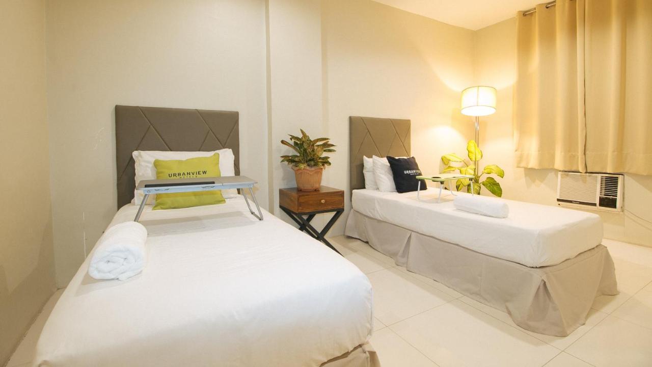 Urbanview At Lacson Street Bacolod City By Reddoorz 外观 照片
