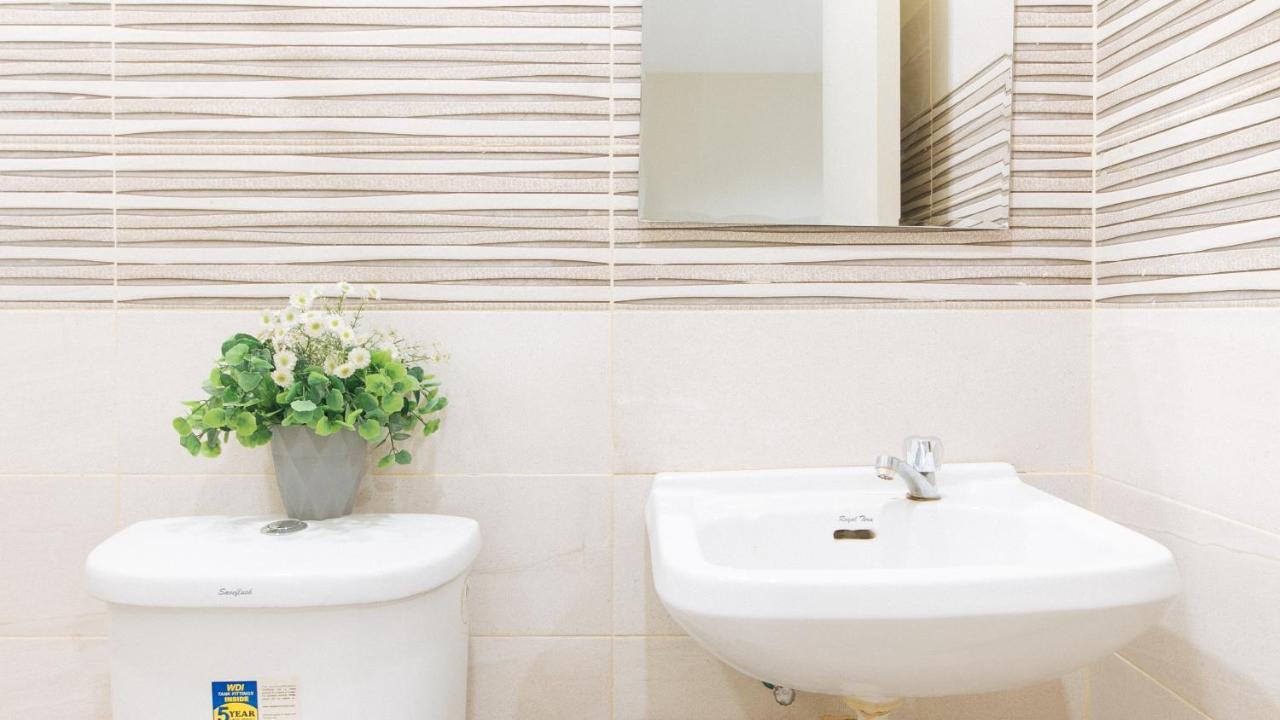 Urbanview At Lacson Street Bacolod City By Reddoorz 客房 照片