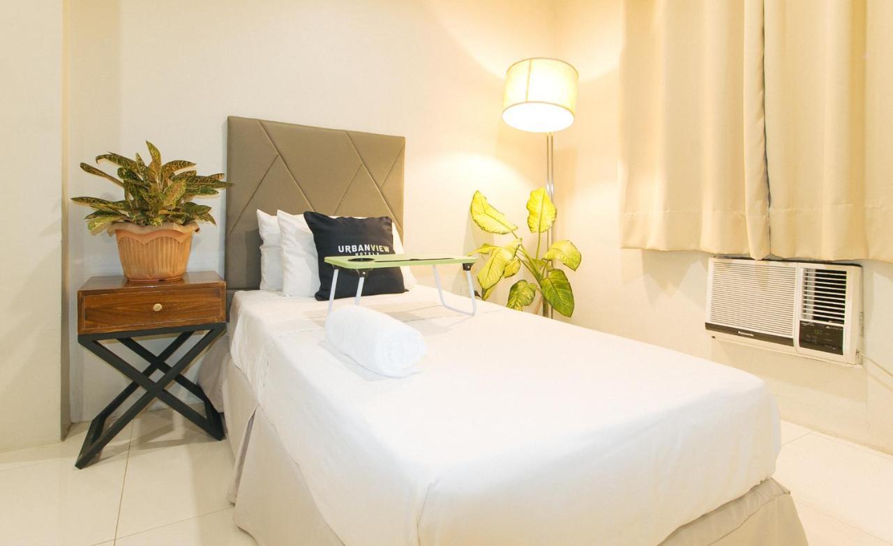Urbanview At Lacson Street Bacolod City By Reddoorz 外观 照片